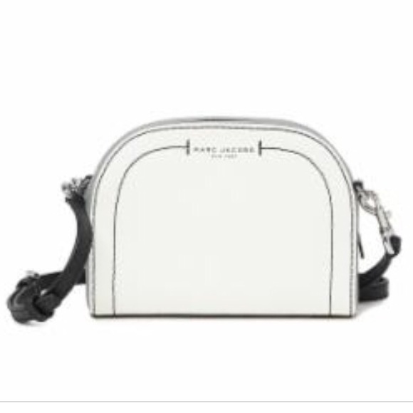 Marc Jacobs Handbags - NWT MARC JACOBS “plackback” bag
